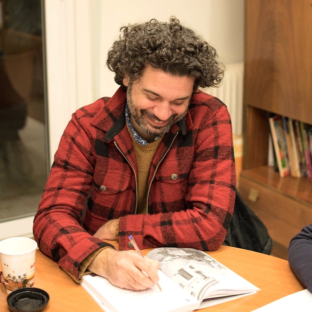 A student in a modern Greek class